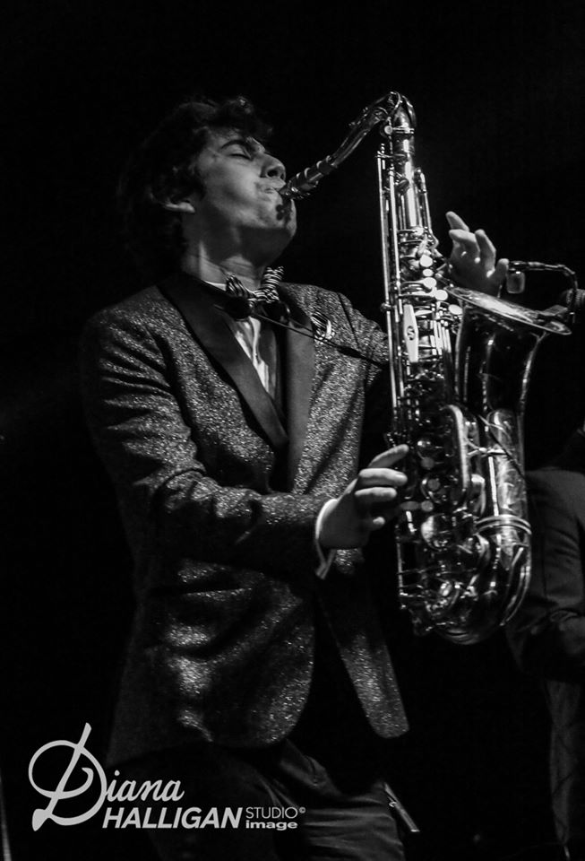  sax player